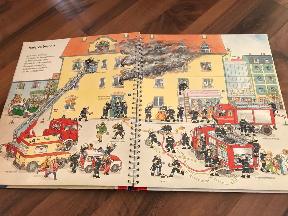 Kinderbuch - Mit der Feuerwehr unterwegs - Wieso Weshalb Warum in Crimmitschau