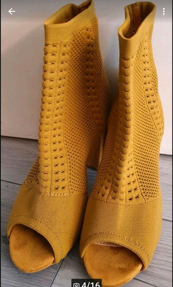 Sock Stiefeletten + passende Tasche: gelb/senf Farbe in Dörfles-Esbach