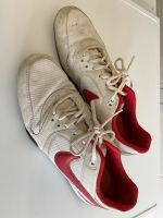 Nike Sneaker rot / weiß us11 Hessen - Kassel Vorschau