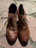 Högl Schuhe Leder Stiefelette Schnürschuhe Pumps braun 42 8 Leder Nordrhein-Westfalen - Iserlohn Vorschau