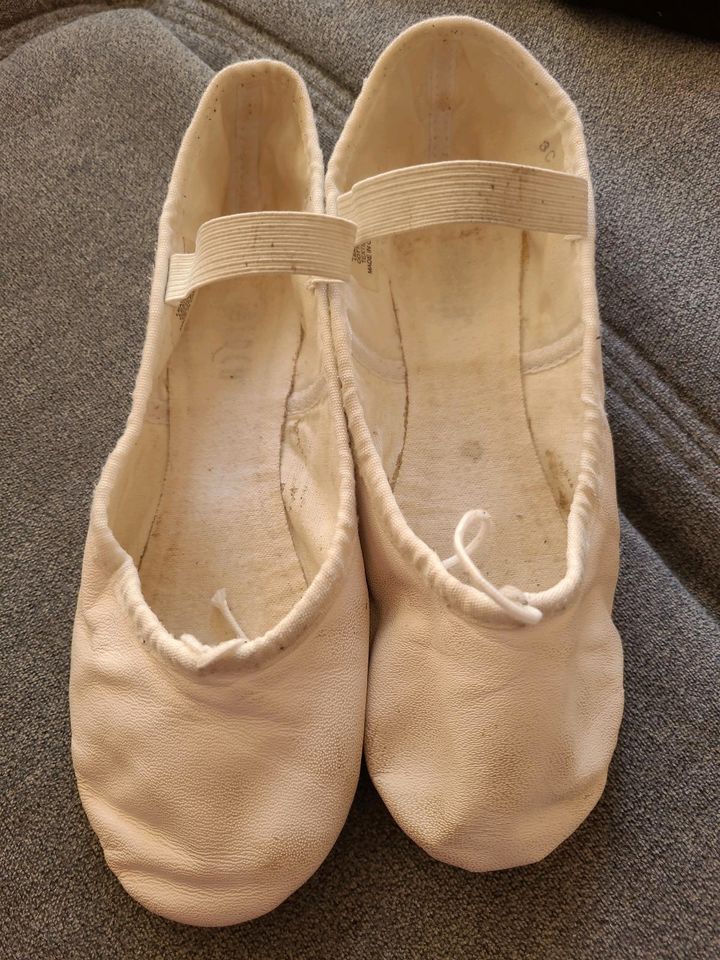 Bloch weiße Ballettschuhe Schläppchen Gr. 3C 36 in Albachten