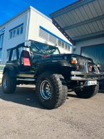 JEEP Wrangler 4.0 Cabrio Softtop/Hardtop BJ1994 Baden-Württemberg - Rottweil Vorschau