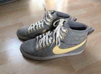 Nike Turnschuhe Stiefel high hoch grau gelb 38,5 Bayern - Volkach Vorschau