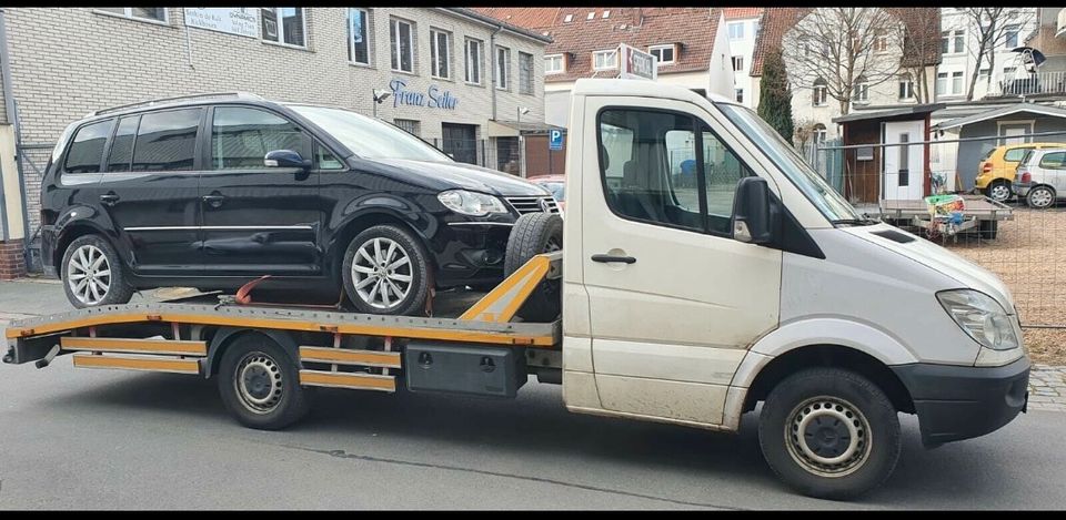 Abschleppdienst Autovermietung Abschleppwagen mieten in Hannover