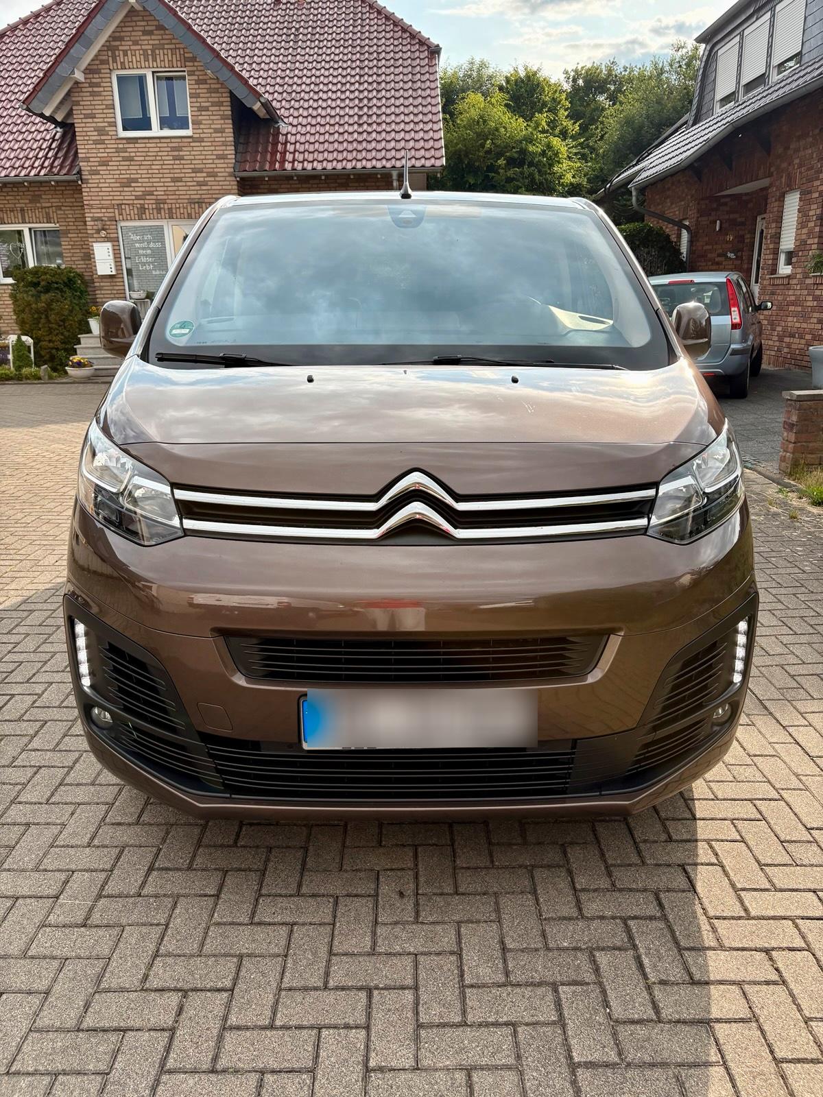 Abbildung des Autos Citroen Spacetourer TOP …