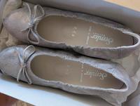 Ballerinas Fa. Semler Gr. 5 (38) metallic, Neu Bayern - Plattling Vorschau