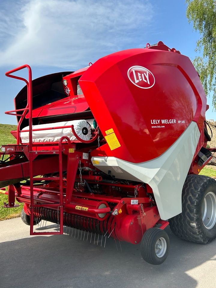 Rundballenpresse LELY Welger RP545; sofort verfügbar in Sangerhausen