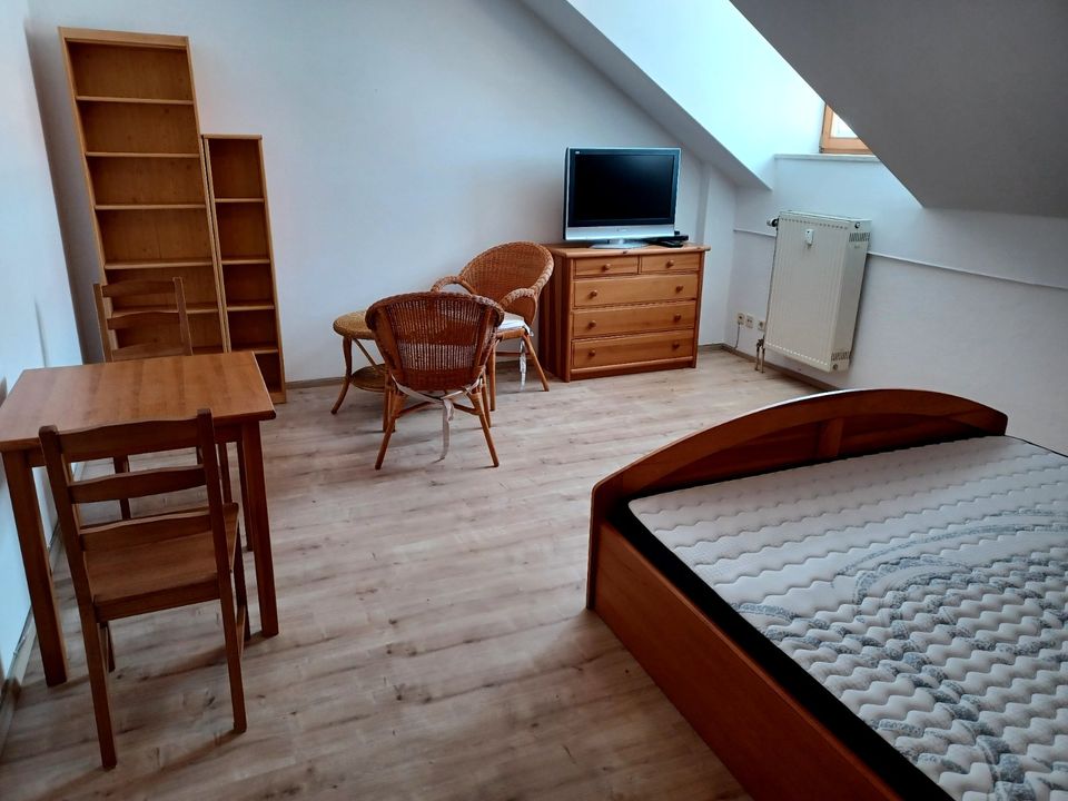 Apartment möbliert 29qm, Balkon, T.- Garage in Frontenhausen