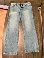 Boohooman Relaxed Fit Rigid Flared Jeans, Light- Blue 32R, NEU!!! Sachsen-Anhalt - Oppin Vorschau