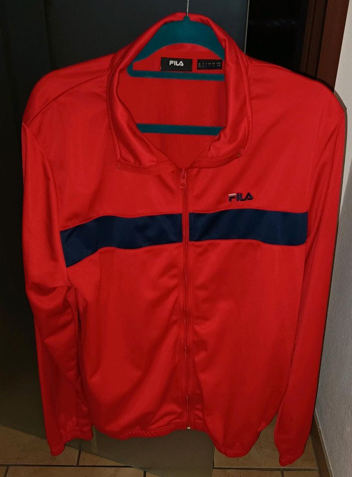 Fila Traingsjacke Größe L/52 Sportjacke rot in Recklinghausen