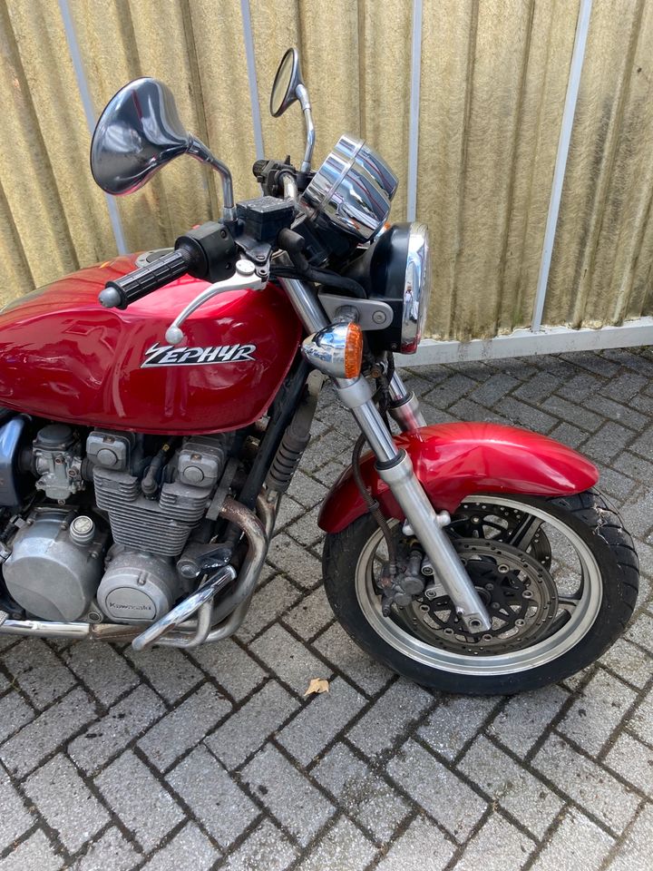 Kawasaki Zephyr 550 aus 03-1991 mit 40000 Kilometern Laufleistung in Bochum