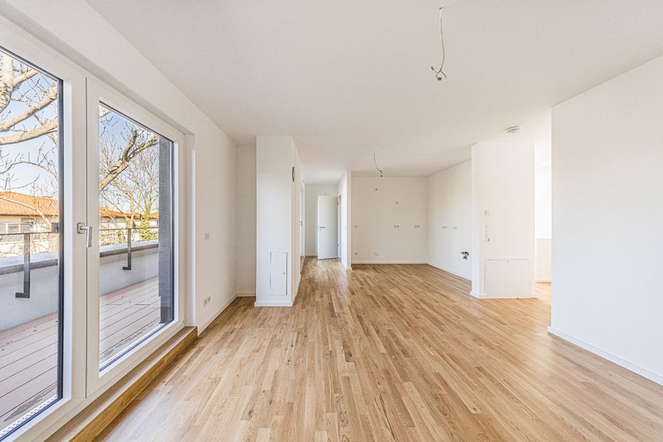 Großzügiger 5-Zimmer-Wohntraum mit Fußbodenheizung, Balkon und Terrasse -  ideal für Familien in Erfurt