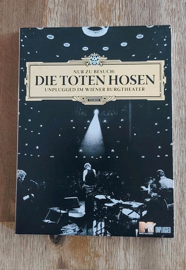 Die Toten Hosen DVD - Nur zu Besuch unplugged in Wien in Baesweiler