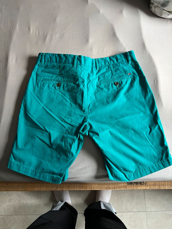 Tommy Hilfiger Herren Shorts in Langenfeld