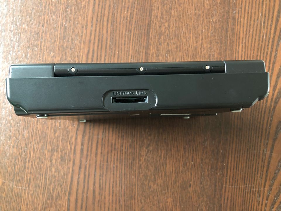 Tragbarer DVD Player von DYON - Model Convey in Düsseldorf