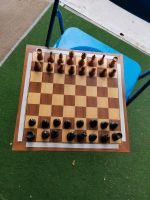 Schachspiel aus Holz. Bonn - Röttgen Vorschau