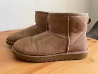 UGG Australia- Classic short boot Schleswig-Holstein - Altenholz Vorschau