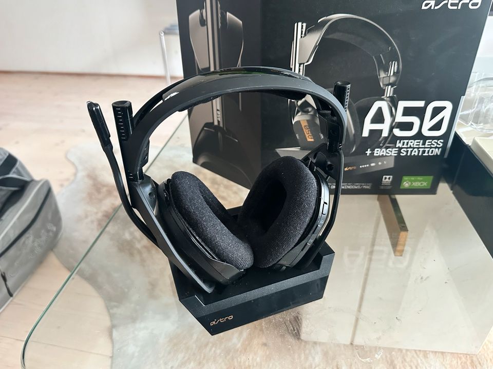 Astro A50 Xbox base Station Defekt in Düsseldorf