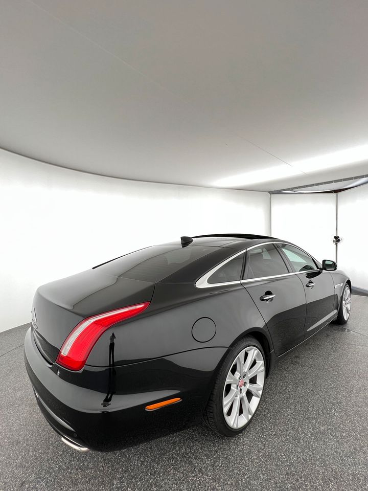 Jaguar XJ Premium Luxury 3.0, FACELIFT, Service neu in Schwarzach