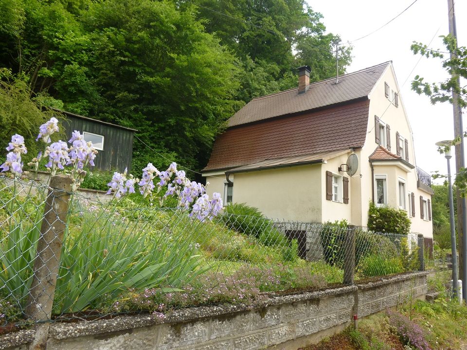 Haus in Idyllischer Lage am Waldrand in Pommelsbrunn