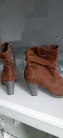 Stiefelette Tamaris Braun Größe 38 zu verkaufen Niedersachsen - Wilhelmshaven Vorschau