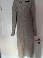 Strickkleid Größe 36 Hessen - Butzbach Vorschau