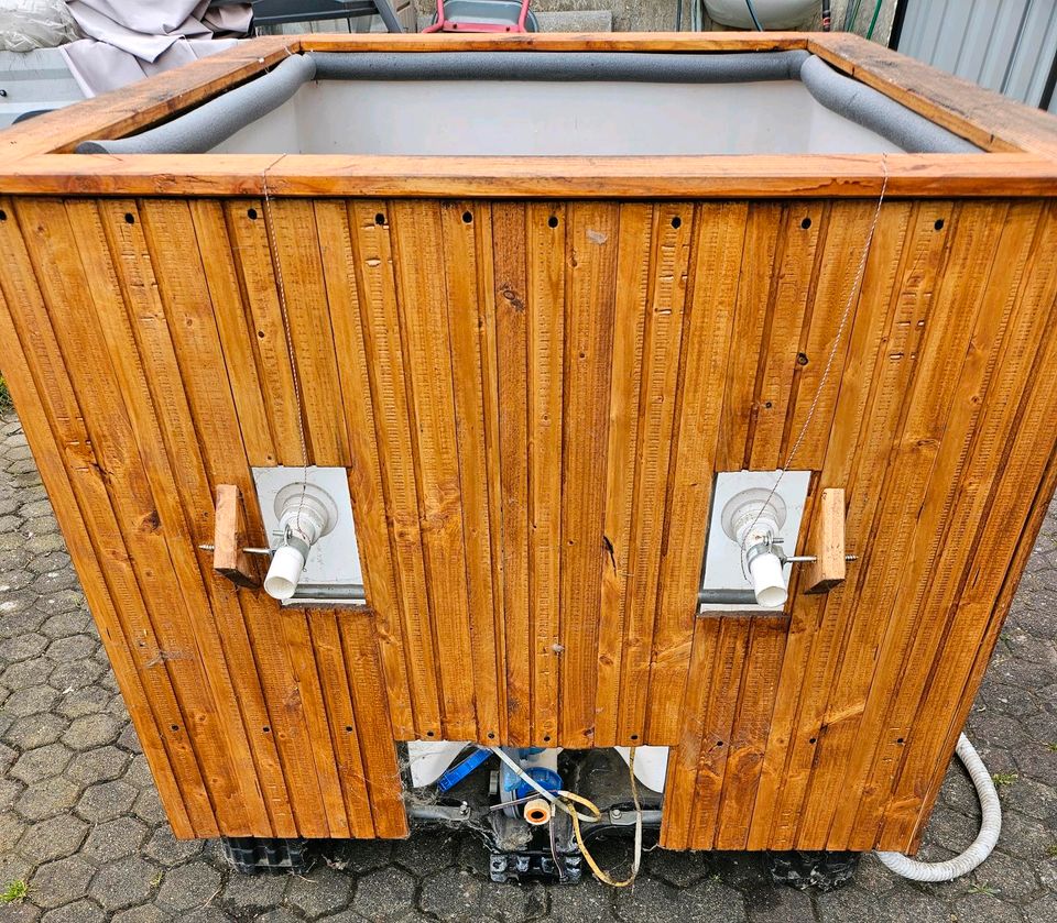 IBC 1000l Jacuzzi Umbau / Hottube / Mini Pool in Saarbrücken