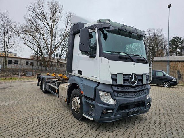 Mercedes-Benz 2545 BDF Twistlook, Klima, Euro 6, 2 x AHK in Hagenow