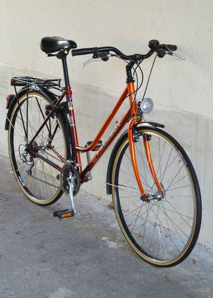 Halbrenner Fahrrad  Damenrad PEUGEOT Shimano Restauriert 55cm in Berlin