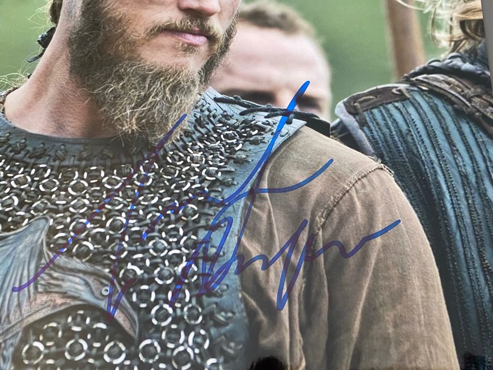 Travis Fimmel VIKINGS "Ragnar" Autogramm 8x10" Foto - Signiert in Oberhausen