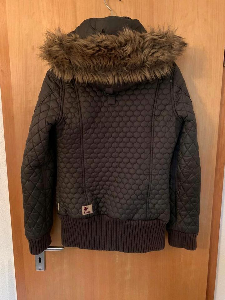 Khujo Steppjacke Gr. M (fällt kleiner aus) in Dortmund