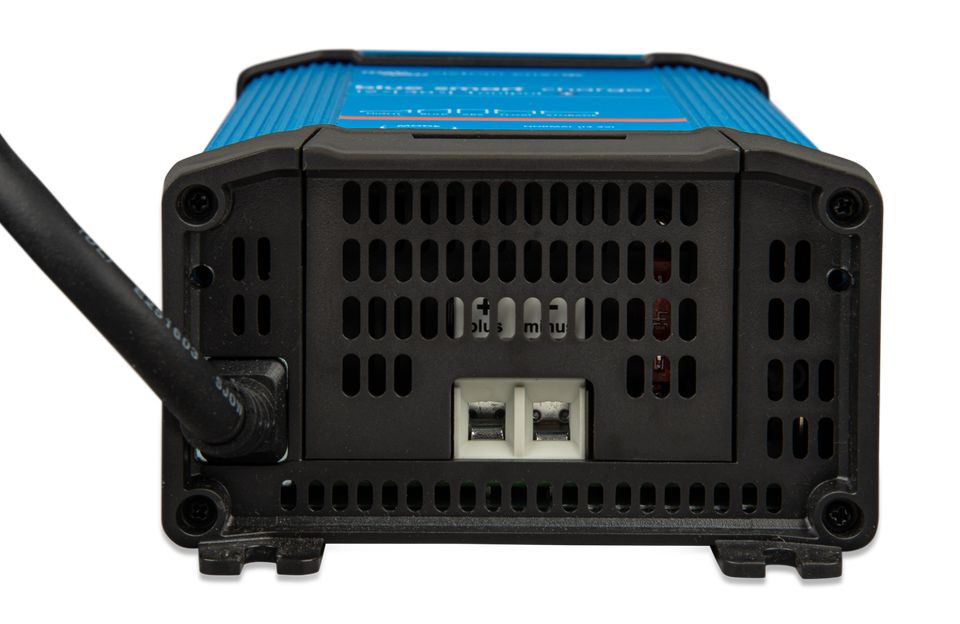 Victron Blue Smart IP22 12/30(1) Charger 12V 30A 1 Ausgang in Eilenburg