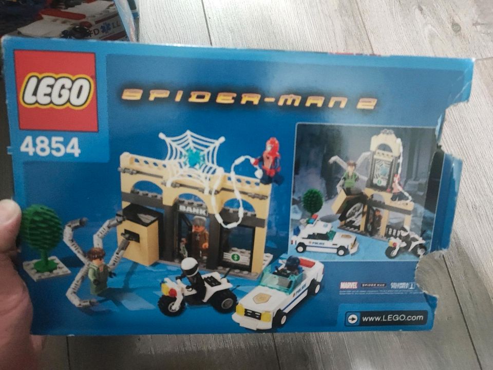 LEGO Spider-Man: Doc Ock's Bank Robbery 4854 in Seelze