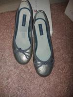 Tommy Hilfiger Ballerinas,grösse 37,neu Niedersachsen - Hemmingen Vorschau