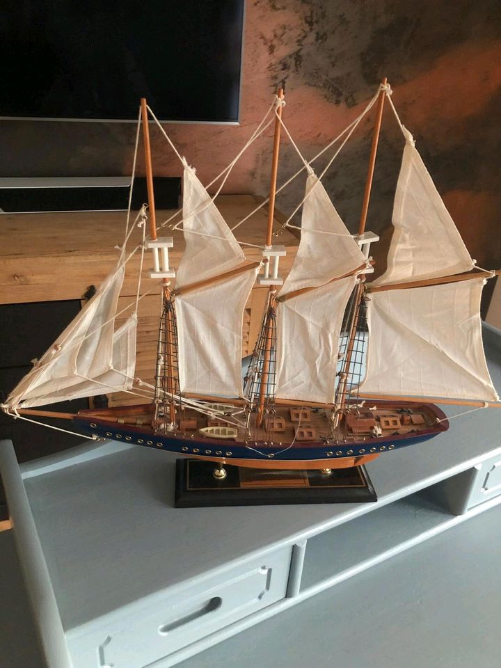 Model Schiff in Weilrod 