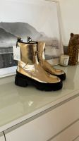 Goldfarbene Boots Stiefel Schuhe Cowboy Zara metallic schimmer Bayern - Wendelstein Vorschau