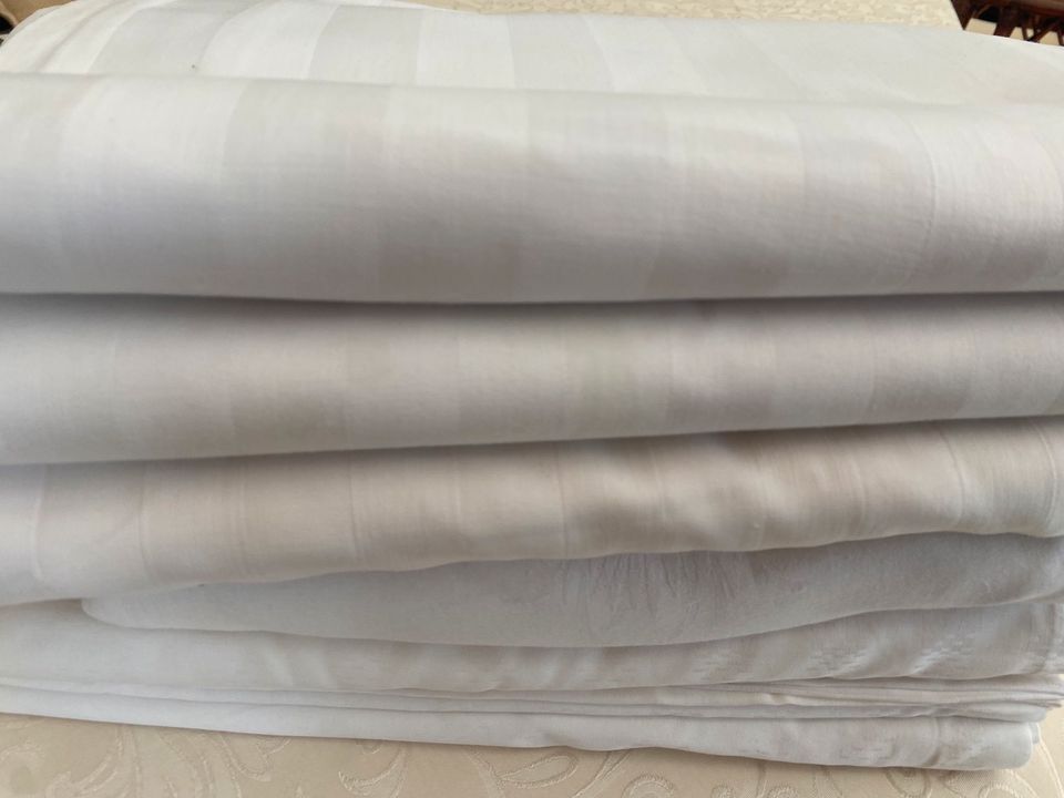 Damast Bettwäsche für Decken 6 Stück in Seggebruch
