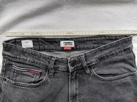 Tommy Hilfiger Jeans Größe 31/32 Niedersachsen - Syke Vorschau