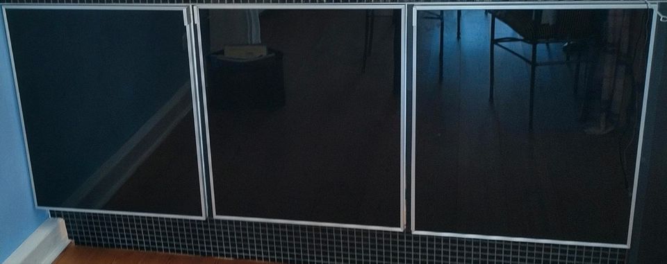 Ikea Rubrik Vitrinen Türen schwarz in Obernburg