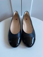 Högl Ballerinas Gr. 9,5 44 Schwarz Leder Captoe Lackleder Münster (Westfalen) - Centrum Vorschau