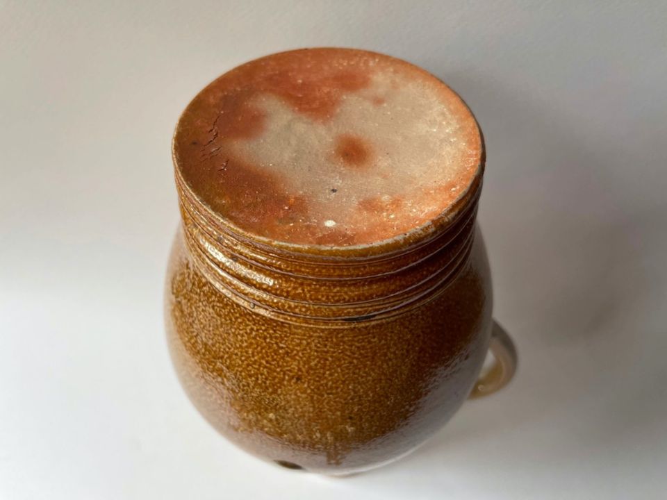 Henkelkrug Echt Salzglasur handgetöpfert unbenutzt in Stuhr