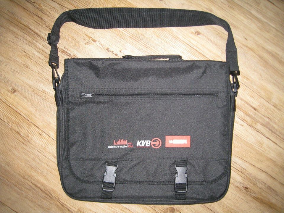 Laptop-Tasche, Notebook-Tasche, schwarz, 15'' - neuwertig! in Schalkenbach