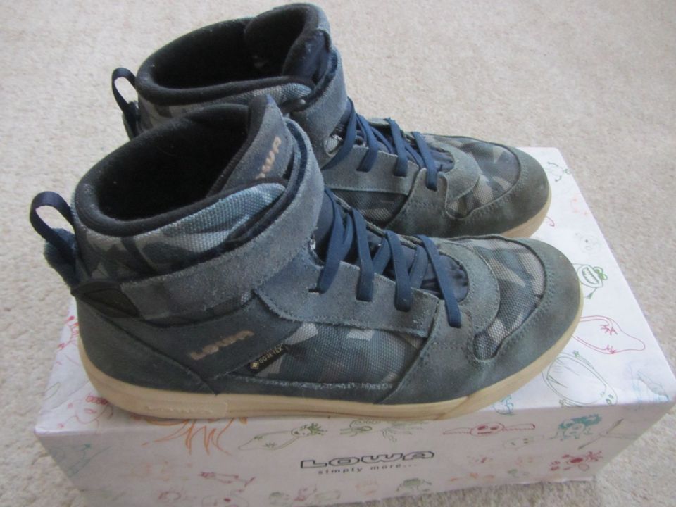 LOWA Halbschuhe Stiefeletten Jungen Gr. 39 Goretex, Vers .ab 5€ in Oettingen in Bayern