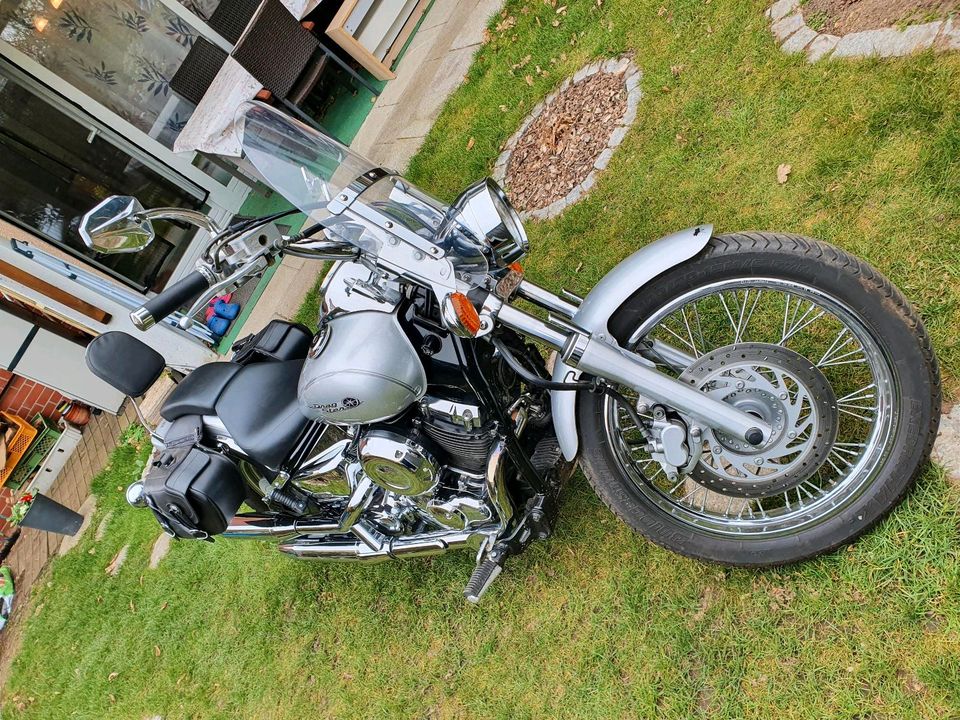 Motorrad Yamaha Dragstar in Löwenberger Land