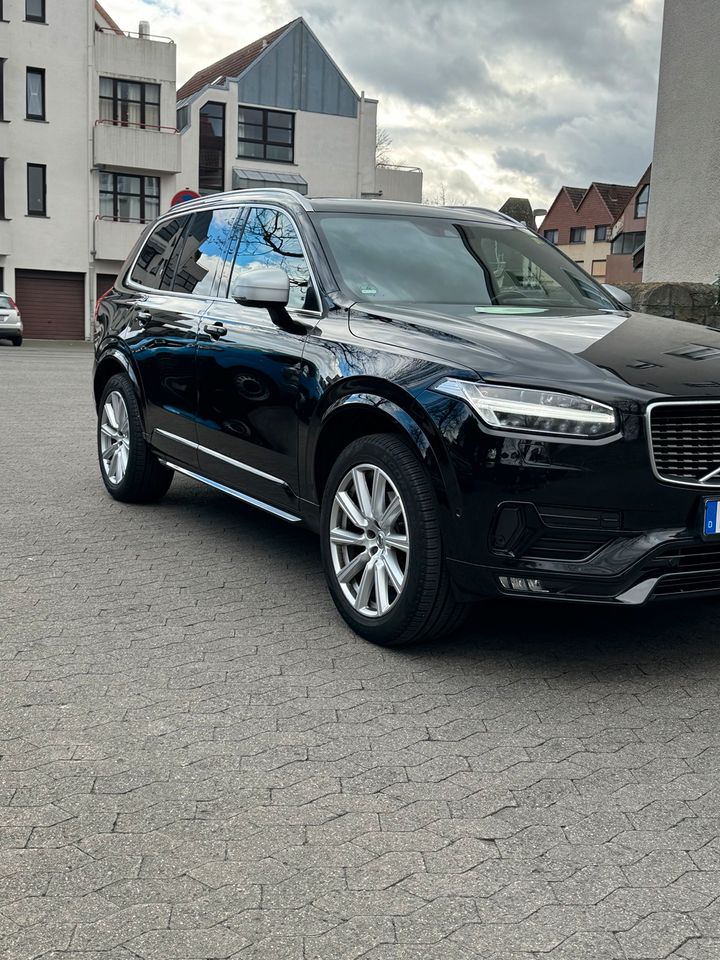 VOLVO XC 90 R Desıng 7 SITZER in Werl