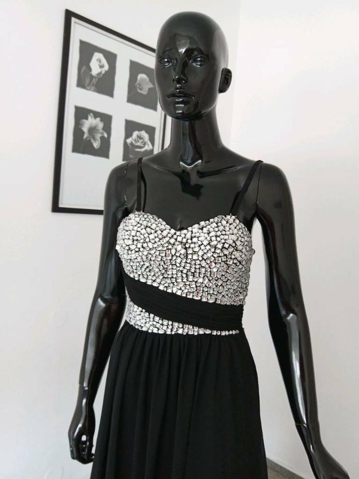 Abendkleid schwarz mit Glitzersteinen in Burladingen