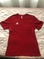 Männer Adidas Tshirt in rot Hessen - Gießen Vorschau