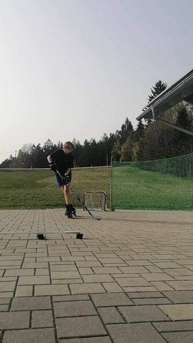 Eishockey/ Inlinehockey Spieler in Sankt Englmar