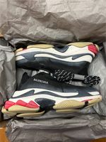 Balenciaga Triple S Gr. 43 Stuttgart - Stuttgart-Ost Vorschau