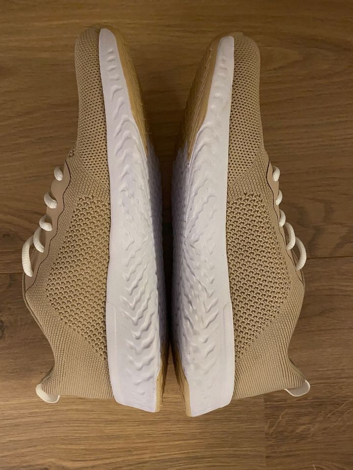 COX Turnschuhe / Sneaker beige in Düsseldorf